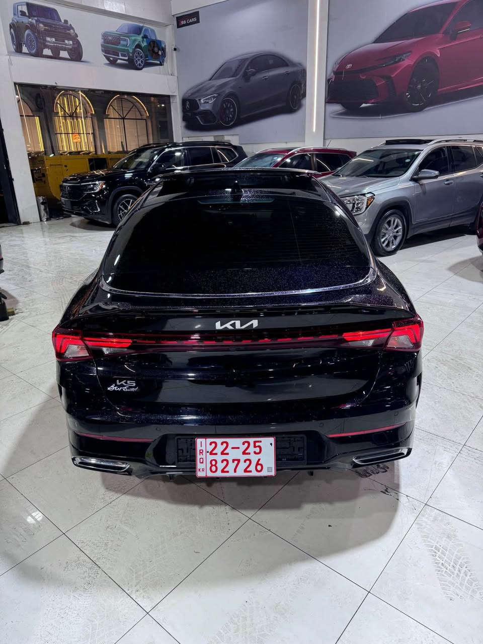Kia k5 2023
سعر بلاشش 163$🔥 قفل
***********
***********

مواصفات EX
فوول ١/١
بنوراما
جلد
رادارات ٣٦٠ درجة
كراسي جلد و كهرباء  و هيتر
بصمة و تشغيل عن بعد
شحن لاسلكي 
٣ انضمات قيادة 
تحكمات ستيرن
شاشة كبير
بريك بصمة
ضرر❌باب سايق و شبرين بجاملغ صبغ دواخل  
أرباكات اصلي سليم 💯/💯
بدون رقم تترقم شمالي ١٢ ورقة 
موجودة 📍اربيل معرض S.B cars

***********
*********** أربيل, العراق

