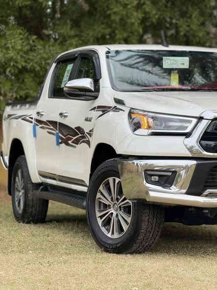 تيوتا هايلوكس موديل 2022 سعودي دبل سنترلوك وارد عبدالطيف جميل 
رقم اربيل 
فورويل 4*4
مكفوله كفاله عامه وسونار مرفق مع صور

ماشيه 68 الف 

الوقود(بانزين)

مواصفات 

1 بصمه 

2بصمه بالبواب 

3 حساسات خلفيه 

5 شاشه كبيره 

6 كامره خلفيه 

7 كير اوتو 

8 سبير مانازل 

9 قطعتين تبريد 

10 كشنات تدفئه تبريد 

12 اشاير بالمري +ترحيب 

العنوان بغداد ناحية الرشيد 

***********
