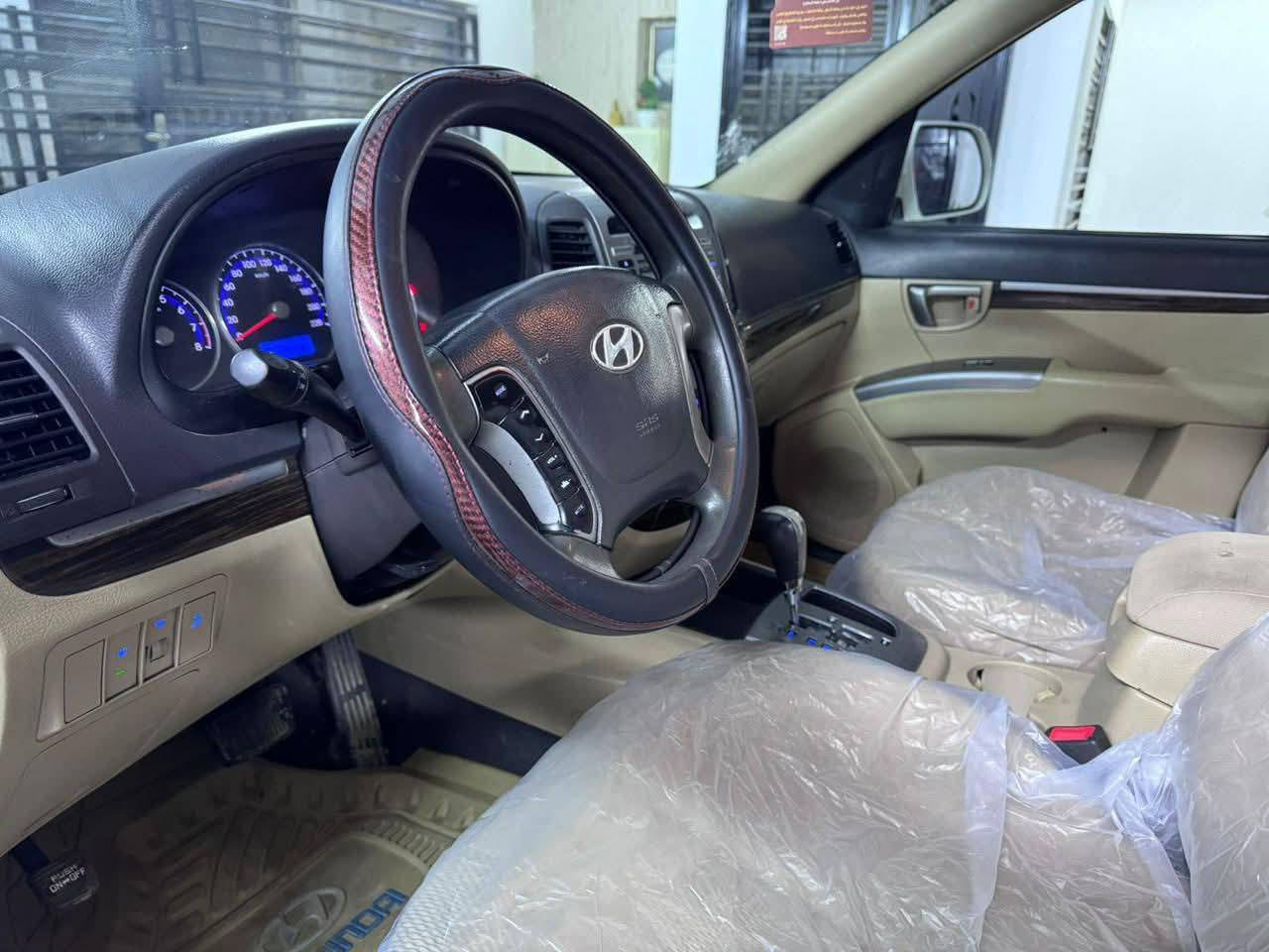 سنتافي مديل ١٢
مكينه ٦وضع الشركه لا فتح ولا صوت راجز ناعمه وخير من الله 
كير كفاله وضع الشركه 
السياره نص فول 
ويل فراشه 
تبريد ٣قطع بيانو 
٧راكب 
تحكم وشاير 
السياره مال جناي 
رقم كربلاء 
ماشيه ٢٠٠لا منزل ولا ملعوب ب العداد ب ١٢٠دك جرس
السياره كفاله حته الدعاميات ما مصبوغات كفاله حته من البارد
بيه باب الوره العبري بي شخط وراشي بدون فتح 
مكان السياره نجف قضاء المشخاب 
الاستفسار ***********
