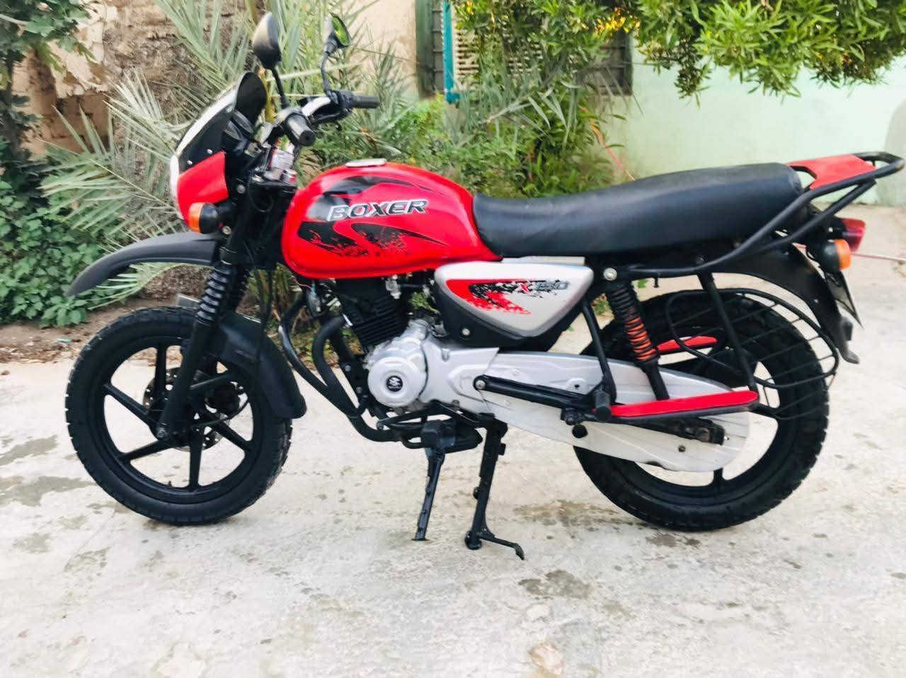 سلام عليكم
بوكسر للبيع 23

رقم وسنويه 

رقم ***********
سعر 2500
