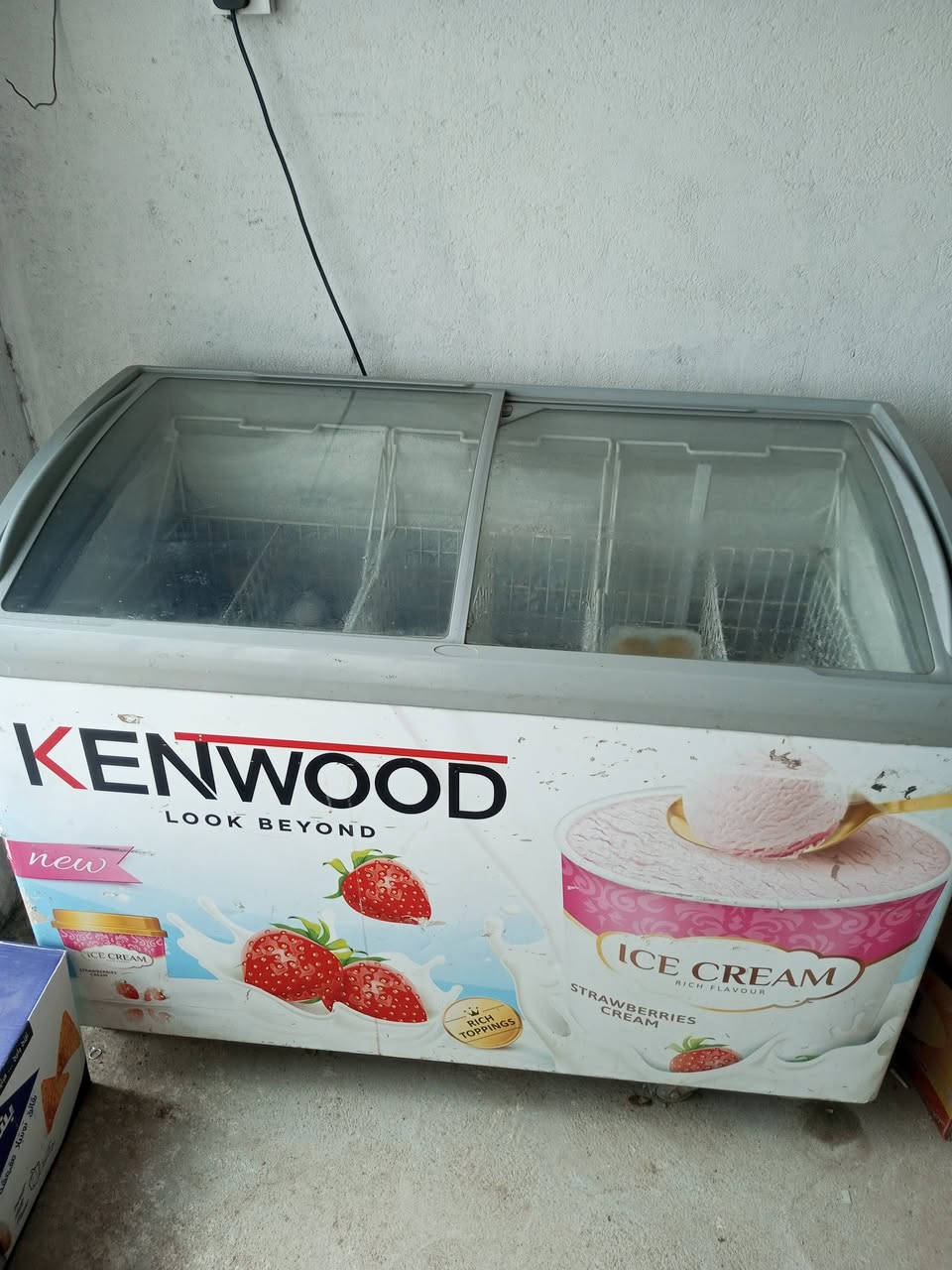 برادات. محل للبيع شرط التبريد
مكان. ال محينه. الفضليه السعر مليون وميه وبيهن مجال ***********
