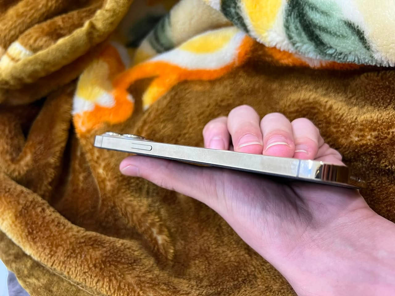 السلام عليكم ايفون 13 برو ماكس
شرق اوسط لون ذهبي مال بيت النضافه 100% 
بطارية 76 بلادي كفاله ع وضع الشركة 
تفحص وين ميعجبك سعرة 675 وبي مجال مكاني ديالى


**إذا كنت صاحب هذا الإعلان وتريد حذفه لأي سبب، رجاءا أرسل رسالة إلى الدعم الفني**