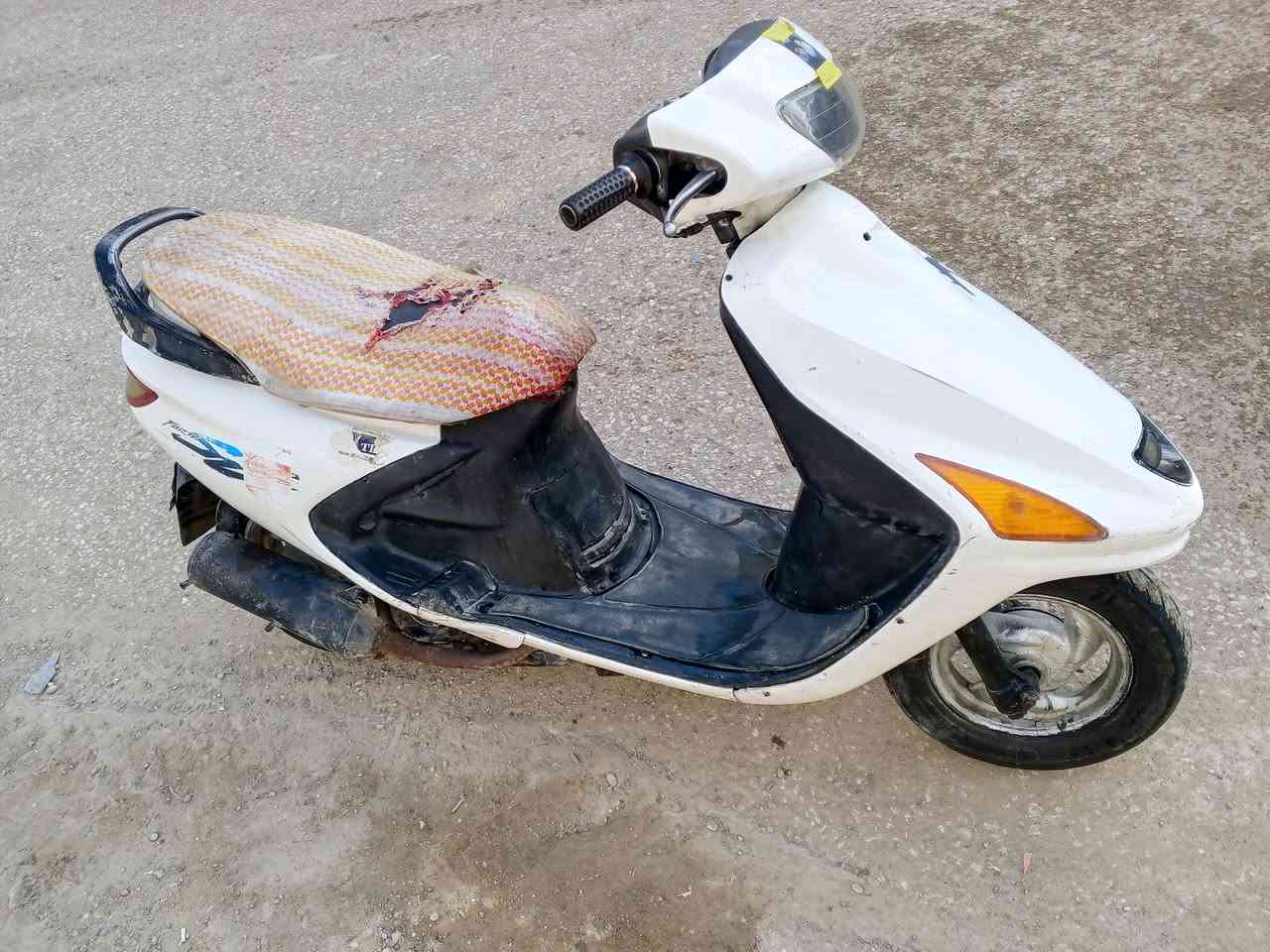 سلام عليكم شباب عندي هاي الدراجة اريد ابيعة او اراوس بية ل استفسار خاص او رقمي ***********
