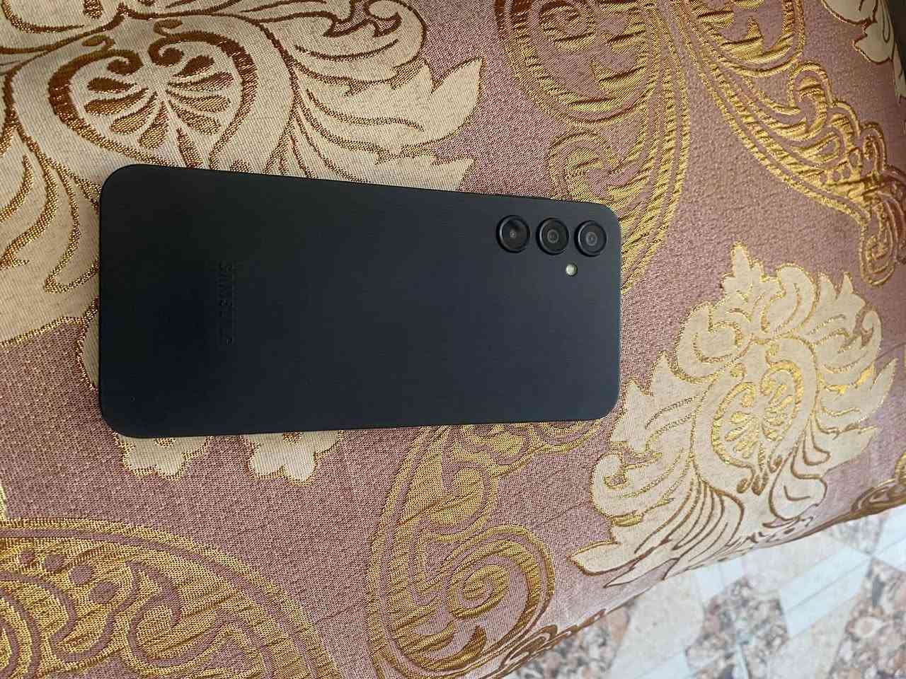 Galaxy A14للبيع
موصفات معروف ما مفتوح شرط بدون غراض سعره 190الف وبي مجال حك جيتك شراي خاص او علي رقم 
***********اسيا كورك ما عندي
