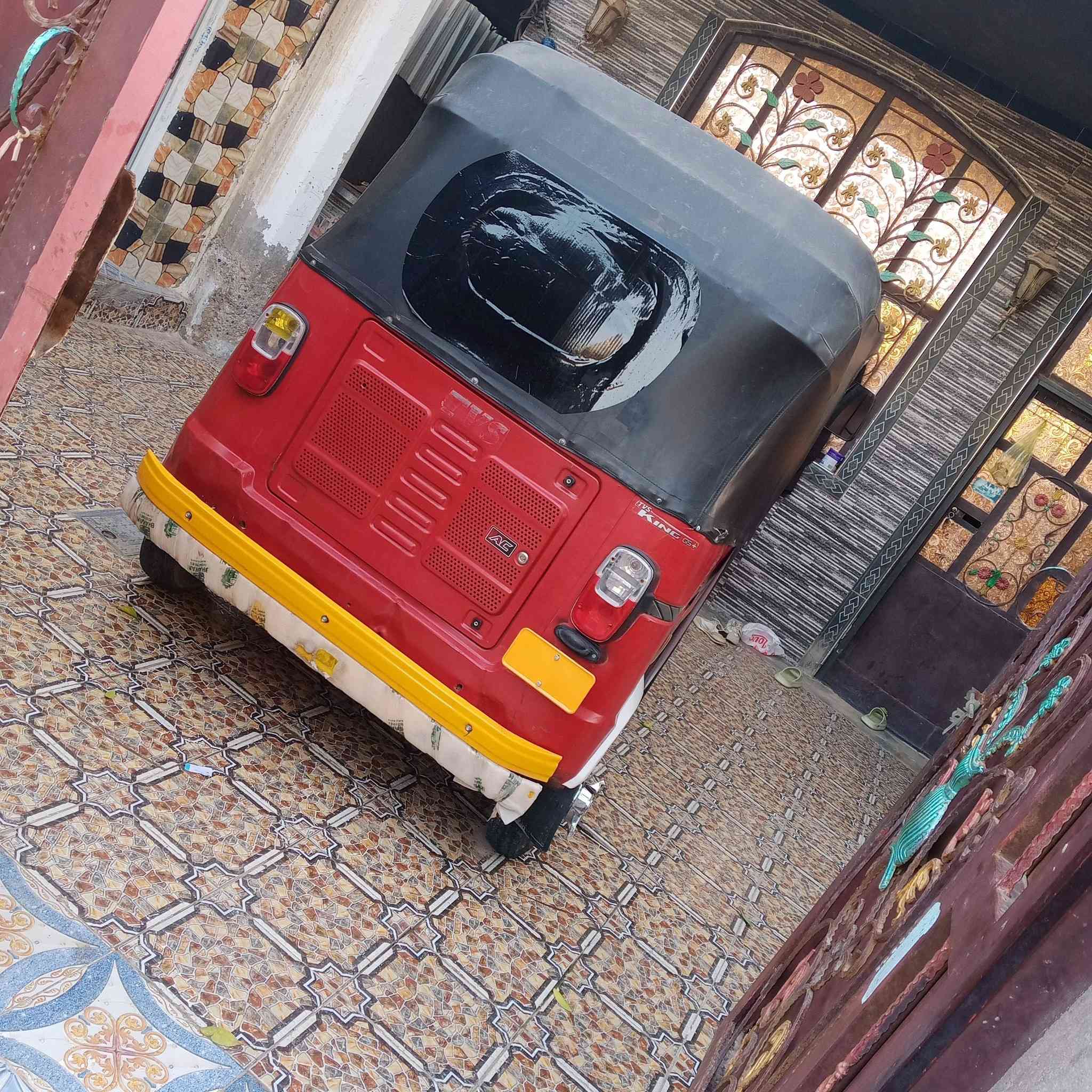 السلام عليكم تي في اس الحمزه العربي معمره كامله خير من الله التكتك حلوه وكاعده سعره ٣٦٥٠ بيها مجال قليل وأنساب موجود  ماسنجر موجود أقتنع وخابر وأني خادم رقم ***********
