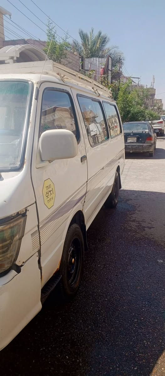 السلام عليكم جنبي ناصي موديل 14
رقم بغداد السياره بالبصرة راعيه بالبصر الكشر شوفت عينك 
محرك كيير اوتماتيك اكسن نص عمر جبن المحرك حدايده نص عمر السعر 53 وبيها مجال حك الجيه 
رقم الهاتف ***********
