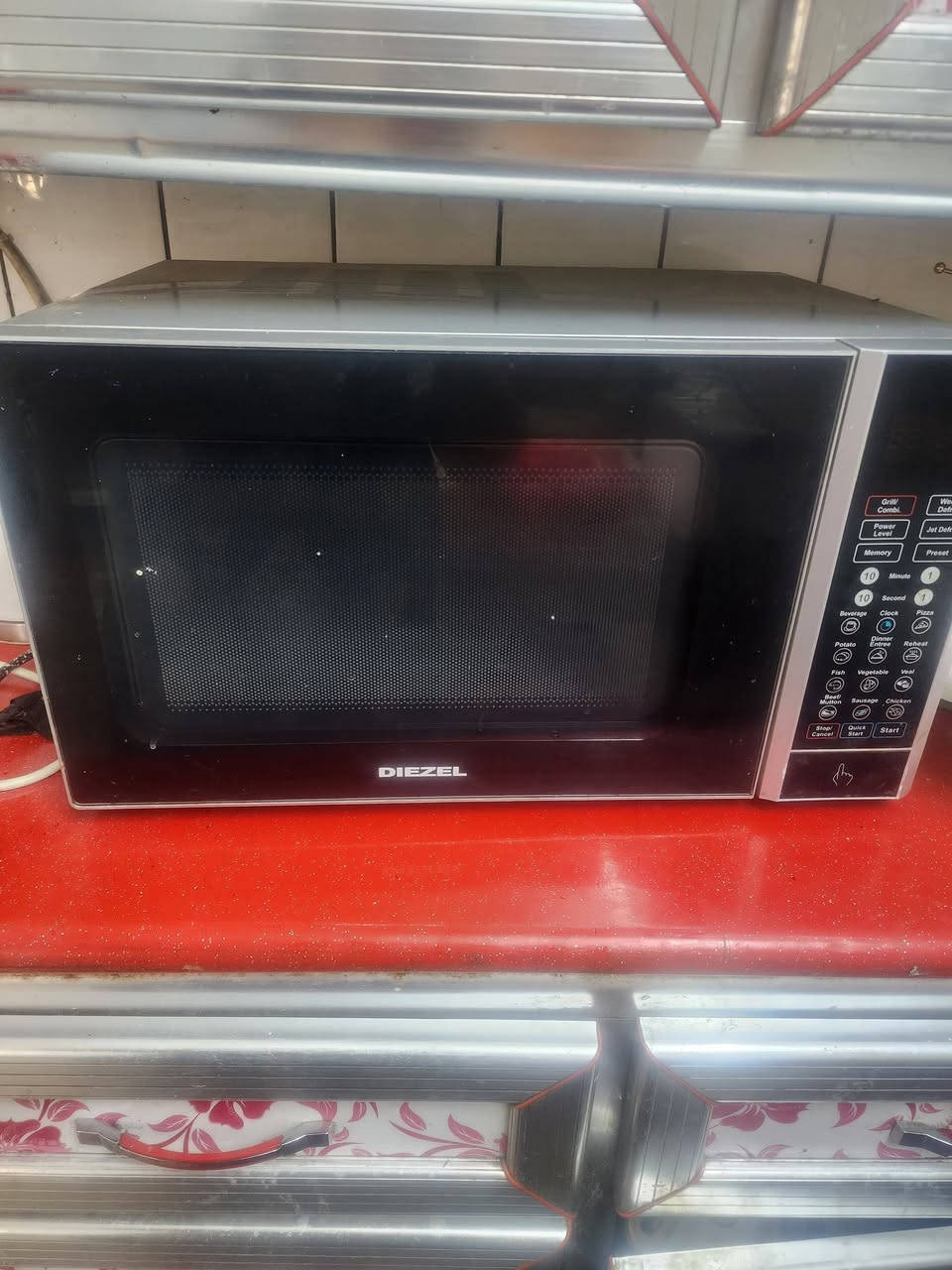 مايكرو نقص بي بس الماعون شغال مابي شي ب٥٠ والميز يتكبر ب٣٠ بالزعفرانيه شارع المعهد


**إذا كنت صاحب هذا الإعلان وتريد حذفه لأي سبب، رجاءا أرسل رسالة إلى الدعم الفني**