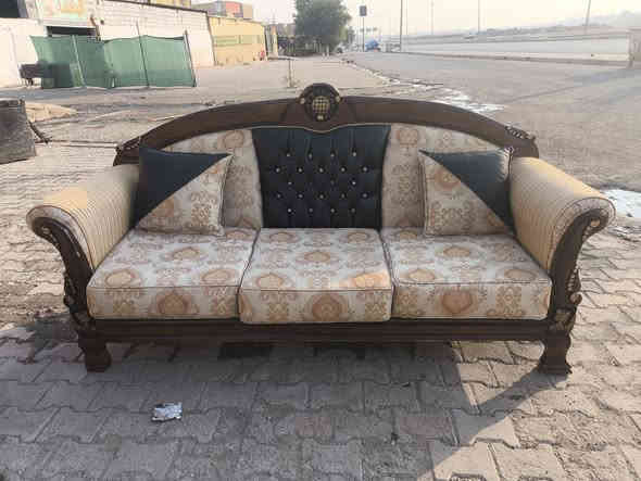 شراي اتصل ***********
السعر 200
