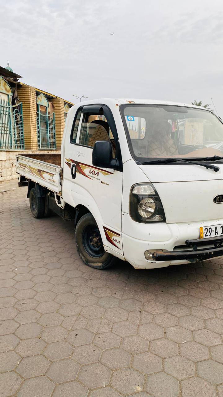 سلام عليكم كيه موديل2012مكينه جديده تخم تاير صدر جديد شاشه كامره رقم واسط انكليزي ابسمي سياره مكفوله عده طخه بل بسيطه العنوان بغداد قرب بسمايه السعر 85وبيها مجال ***********
0773472059
