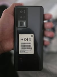 جهاز بوكو F5 PRO ⚡ المواصفات:  المعالج: سناب دراجون 8 الجيل الأول 4 نا...