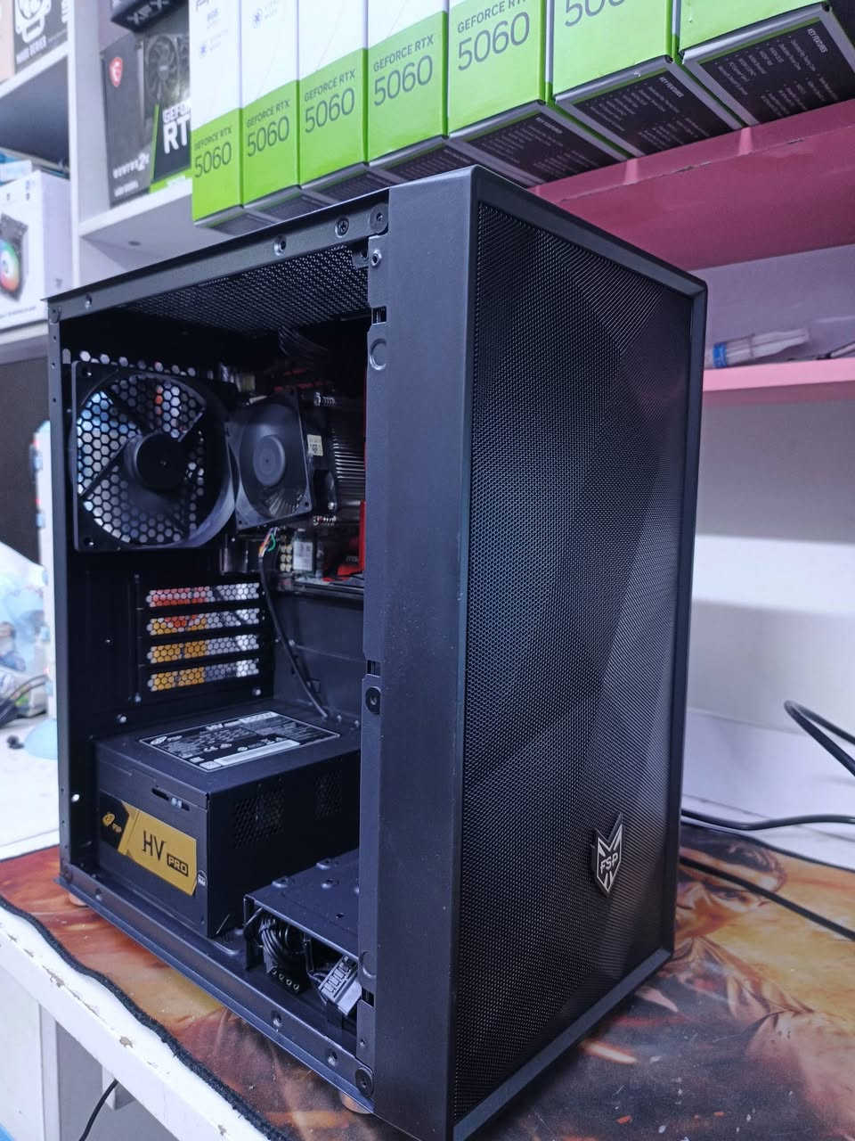 السلام عليكم
حاسبه مكتبيه مستعمل
الجيل السابع
I5 7500
MB Z 170i MSI
RAM 16 GB DDR4
M.2 SSD 256 GB
VGA INTEL UHD 630
PSU 550 FSP
CASE FSP CST130
السعر 345 الف
الضمان 10 يوم 
مكتب m.k للحاسبات 
بغداد العطيفية
متوفر توصيل
***********
