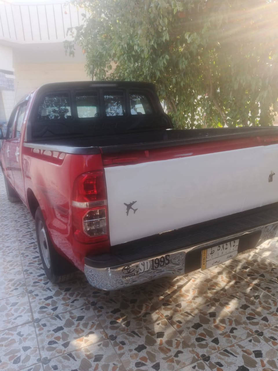 السلام عليكم للبيع
بيكم تويوتا هايلوكس
موديل  2011 
رقم بغداد    مشروع وطني. تحويل    
سياره بيها بنيد وچاملق  
سياره جديده.     
السعر 140 وبيها مجال للطيبين.  
رقم الهاتف ***********
المكان الرمادي
