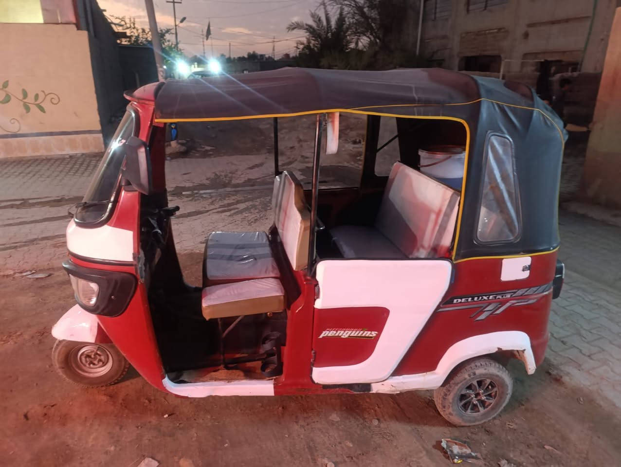 سلام عليكم تكتك تي في اس مديل 2021 حمره رقم وسنويه مكينه مفتوحه وبديه شوفت عينك سعر 6ونص وبيه مجال حك الجيه  ***********
