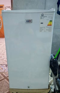 ثلاجة صغيرة • نظافة ١٠٠٪ • حي الإمام