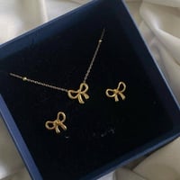 سيت فيونكة • قلادة سوار تراچي • ذهبي