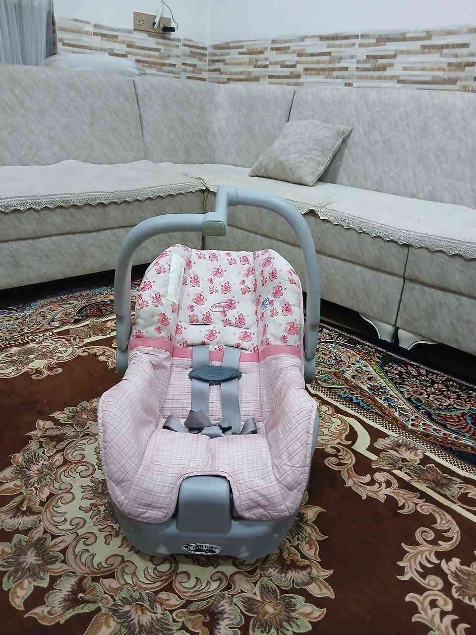 کاریکۆتی مناڵ وەک کورسی ناوسەیارەش بەکاریەت ئەوروپیە مارکەی evenflo زۆر تازەو بێعەیبە ، قاعیدەکەی خۆی لەگەڵایە ، قایشی بەستنەوەی هەیە ، زۆر تۆکمەیە و لەتازە لەدایک بوەوە بۆی ئەبێ تانزیکی دوساڵ
سعریشی زۆر گونجاوە قفڵی 15 هەزارە بێ معامەلە
سلێمانی ، گەیاندن هەیە*********** السليمانية, العراق
