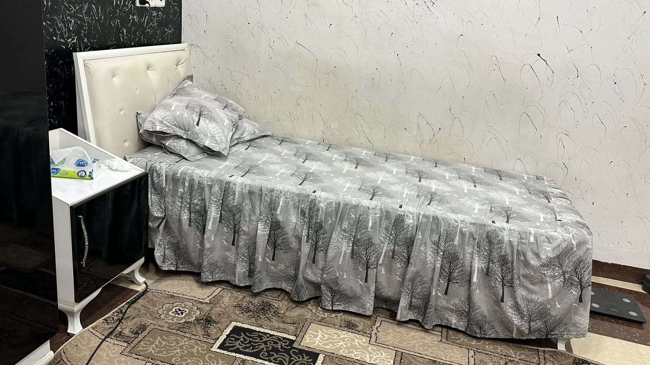 غرفة نوم مستعمل للبيع
اربع قطع (سيسم مع ملحق/كنتور/ميزتواليت)
السعر ٥٠٠ الف


**إذا كنت صاحب هذا الإعلان وتريد حذفه لأي سبب، رجاءا أرسل رسالة إلى الدعم الفني**