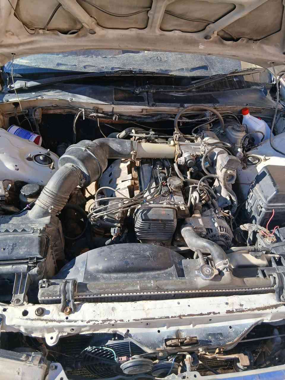 سلام عليكم
كرسته للبيع كفاله كصه وضربه قويه 

والنقل الجثه 

 مداور ثاني يوم  سنويه ما ساقطه 

مكينه ونجي  تبريد ثلج 

كهربائيات شغاله كلهه  

زنون عالي ناصي  ابيض ثلجي 

سعره ٦٠وبيه مجال 

مكاني نجف مشخاب ناحيه القادسيه 

ر .م ***********
