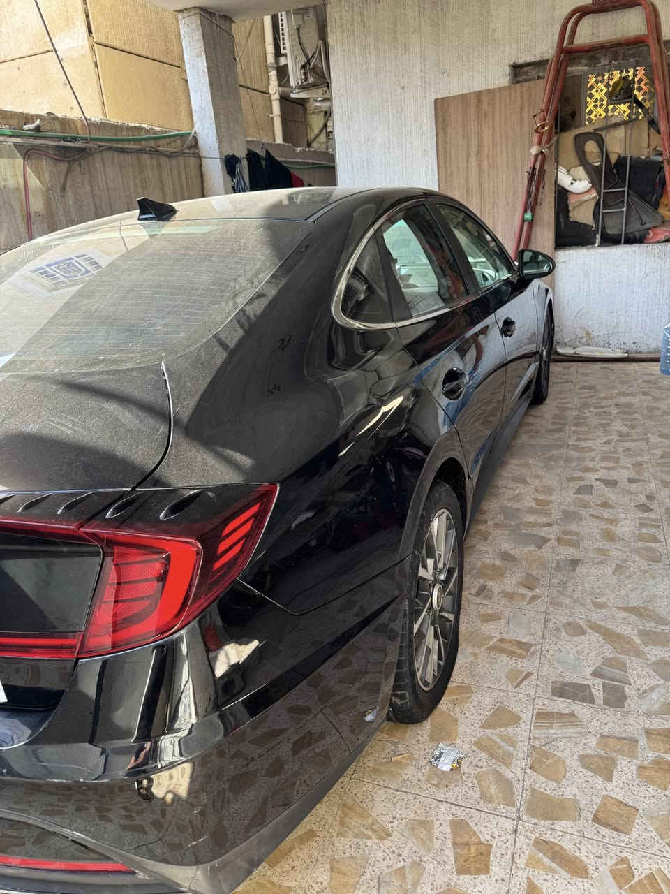 سوناته 2021وارد امريكي معوقين  السياره كفاله كلها ليبل واحد 

صارت بيها ضربه عندي وبيعها ع ضربتها 

السياره نص فول

حجم المحرك ٢٥٠٠ تنفس طبيعي 
السعر 145 وبيها مجال/ (***********).￼ المكان المعقل )￼￼
