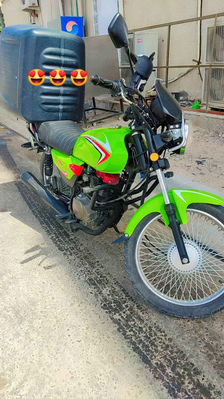 دارجه شاينك موديل 2023 رقم وسنويه لل30
ما مفتوح جديده قبل العيد مطلع من الوكيل مكاني بصره الزبير سعر 1600 مليون وستميه


**إذا كنت صاحب هذا الإعلان وتريد حذفه لأي سبب، رجاءا أرسل رسالة إلى الدعم الفني**