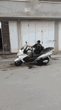 يا الله بنايه ركن للبيع ١٠٠متر
الشعله الدوانم شارع ابو موسى
يحتوي على ٤محلات
والشقه ٣غرف حمام
للتواصل ***********واتساب
***********
