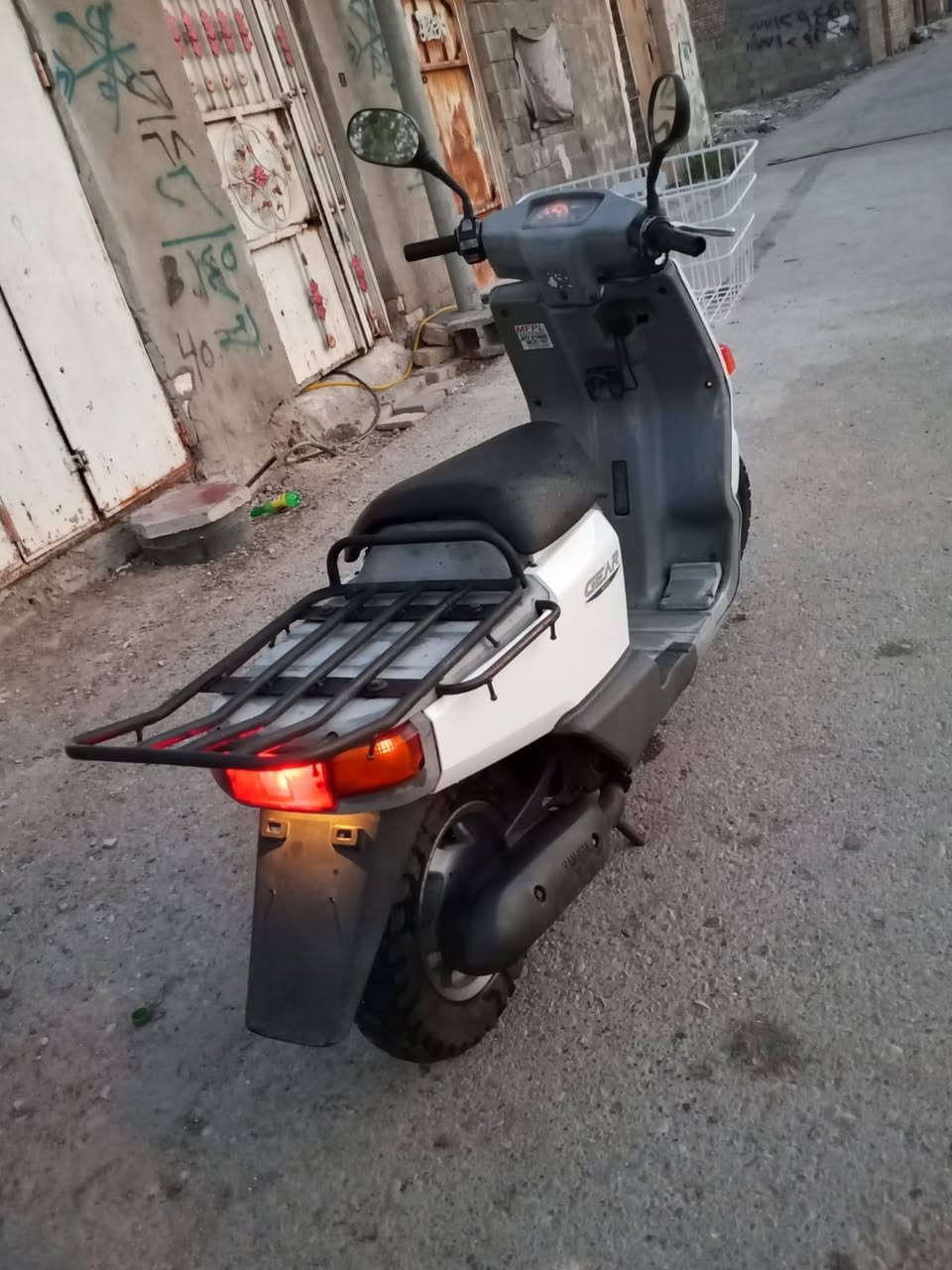نوع بيكم سرعه 60ياباني شغاله سلف وهندر كهربايات محرك ناعم كابريتر اصلي صالنصه سلندر اصلي شرط الفحص بس جناي يعرف بل اصلي وسعره مكان مدينه صدر ***********
