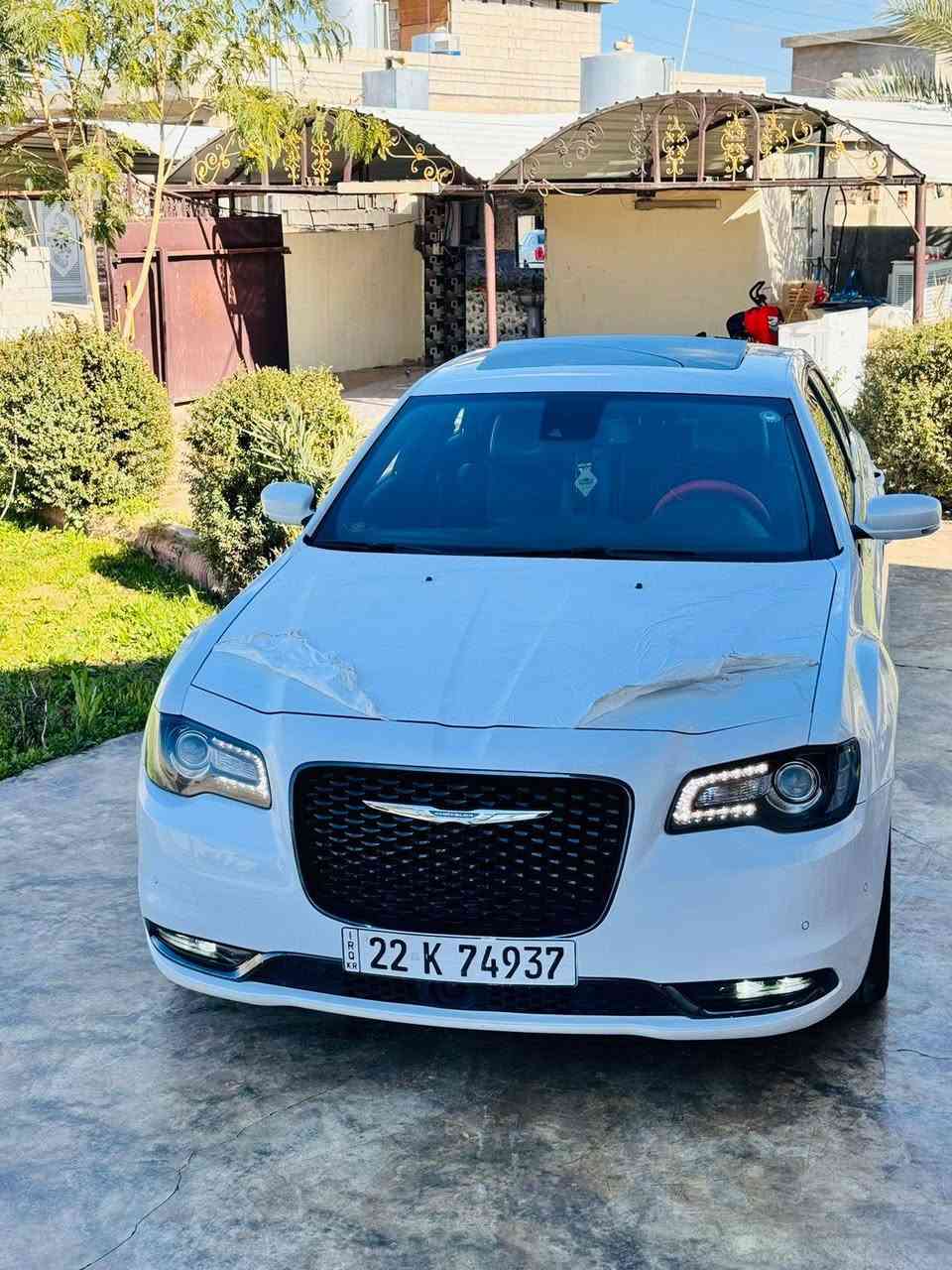 السلام عليكم ورحمة الله البيع وبامه موديل 22 فول فول موصفات S 300 السياره كفاله عام بدون اي ضرر سياره نضيفه حيل ستخدام شخصي سنويه ورقم جديد تحويل مباشر خاص مقفل اتصل عل صاحبهه *********** السعر 350
