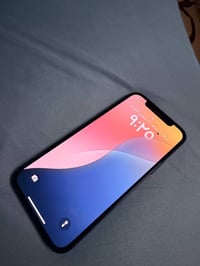 آيفون ١٢ • ذاكرة ٧٦ • نقطة شاشة