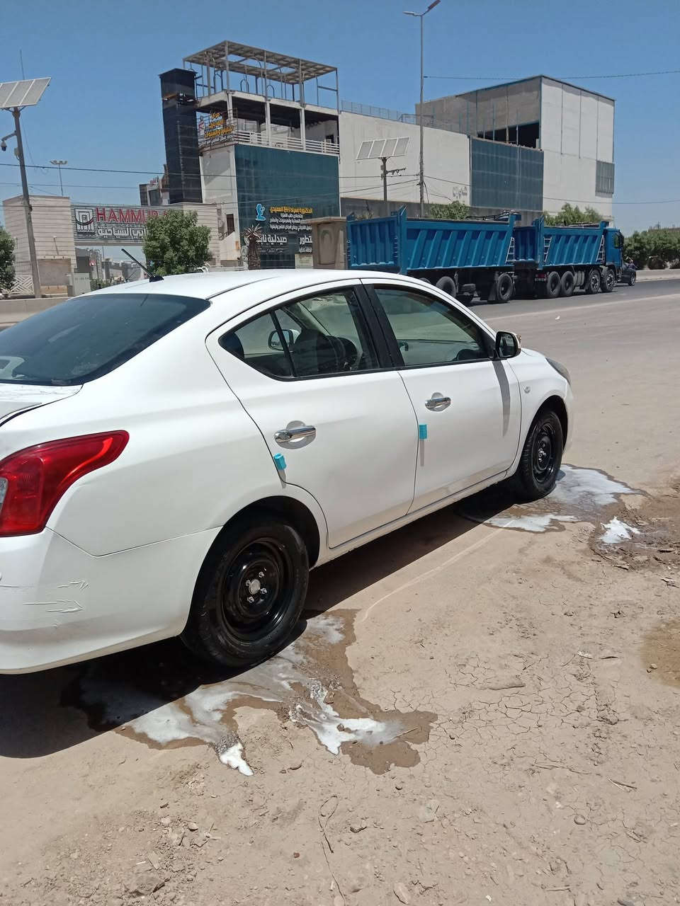 السلام عليكم
صني 2020 بيه ثلاث قطع صبغ السياره نظيفة كلش كير محرك حداديه تخم تاير تبريد كله جديد رقم بغداد نكليزي تحويل مباشر السعر 87 للاستفسار 

*********** مكاني بابل
