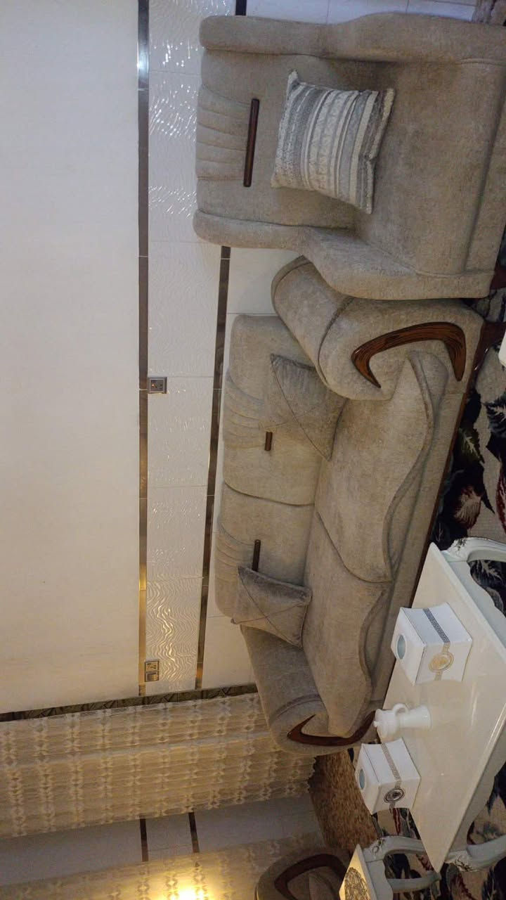 تخم ١٠مقاعد للبيع سبب مكان صغير تفاصيل اكثر خاص اي ضرر مابي


**إذا كنت صاحب هذا الإعلان وتريد حذفه لأي سبب، رجاءا أرسل رسالة إلى الدعم الفني**