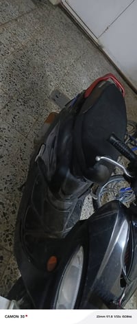 شباب دراجة كامكو جي فور مجفتة مرة وحدة رايدهة 400 او بيهة مجال للشراية...