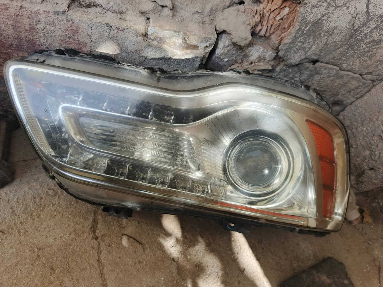 سلام عليكم زوجين لايتات اوباما اصليات كلمن وسعرة ***********
