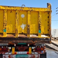 مرسيدس • قلاب • موديل ٨٢