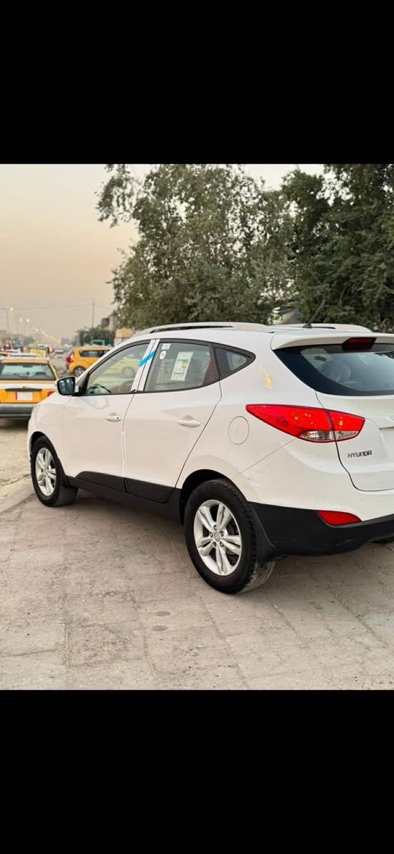 للبيع
للأستفسار ***********
السعر بلاش بلاش 129 قفل قفل 

توسان موديل 2013 خليجي 

كير مكينة مكفولات 

صدر امامي خلفي جديد 

تخم تاير نظيف 

السياره مكفولة من الصبغ 

البنيد مفتوحة فقط البراغي يطلع مبدل بلادي بلسونار 

رقم اربيل بسمي 

مكان السيارة ديالى بعقوبة
