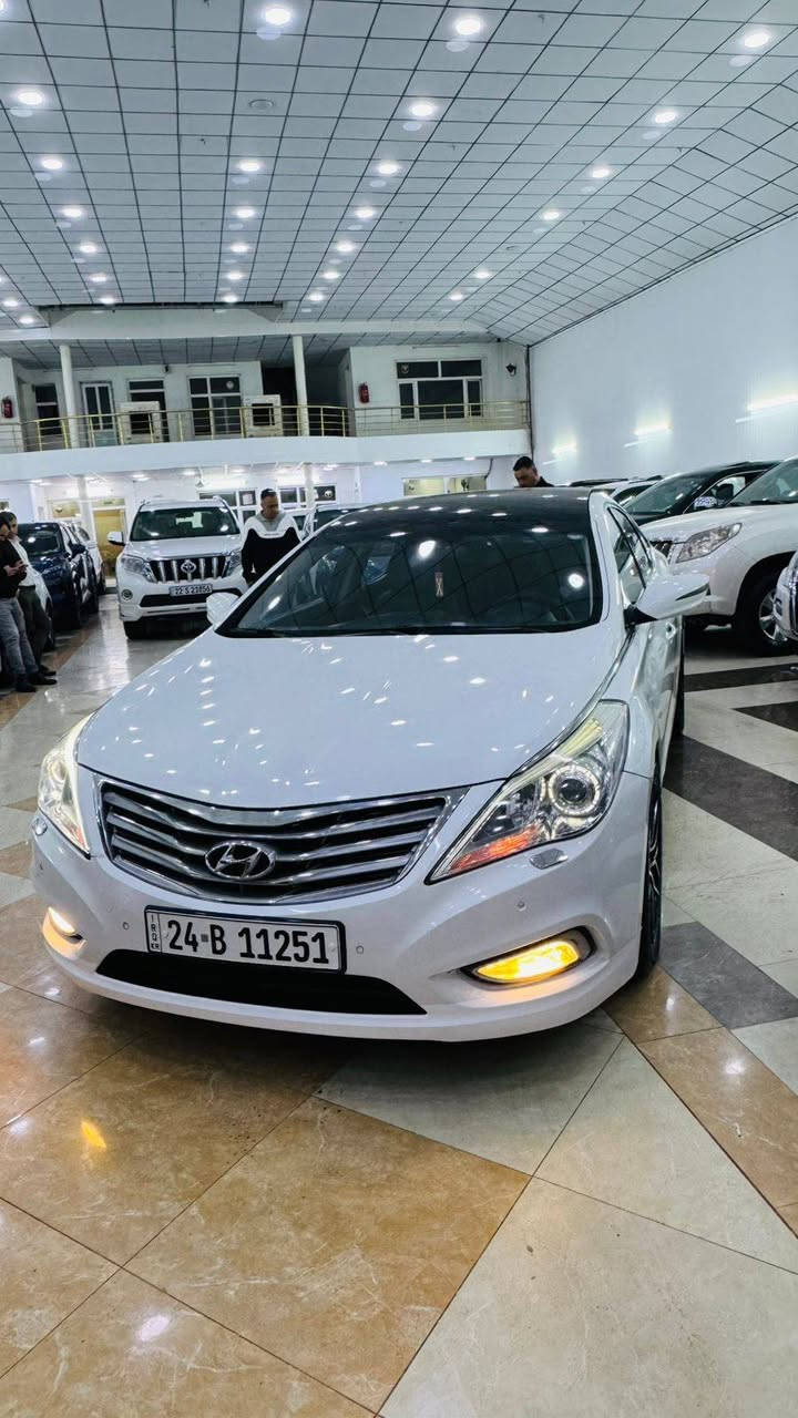 سلام علیكم ورحمةالله وبركاته
هیوندای ازیرا للبیع اومراوس
مودیل2013 _6سلندر
فول فول مواصفات خلیجی محرك دوش محرک
مامفتوح  سیارة كفاله عامه دعامیه ل دعامیه بشرط
رقم جدید دهوک سنویة جدید لغایة 2029 وسیارة بسمی 
تحویل نفس الیوم 
عنوان اربیل شارع 100م منطقة المعارض 
رقم تلیفون *********** واتس اب موجود رقم کورک ***********
