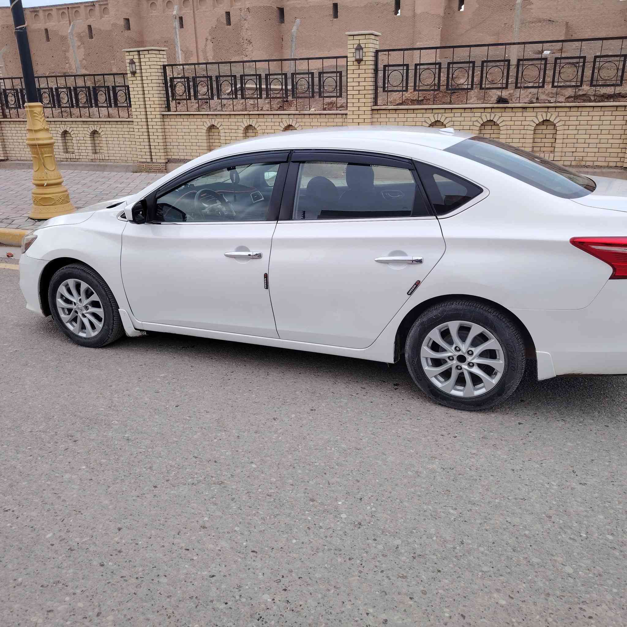 السلام عليكم
نيسان سنترا ٢٠١٨ وارد أمريكي ضررها خشم الجاملغ الايمن سياره بلاديه مال بيت نضيفه حييل مواصفات
-بصمه تشغيل +ابواب+جنطه
-مانع انزلاق
-انظمة قياده Eco و sport وعادي
-شاشة وكاميرا +شاشة اعطال
-تحكمات ستيرن ومثبت سرعه
وبعد بيها مواصفات
رقم صلاح الدين باسمي شرط التحويل
السعر 122 وبيها مجال
مكاني سامراء استفسار ***********
