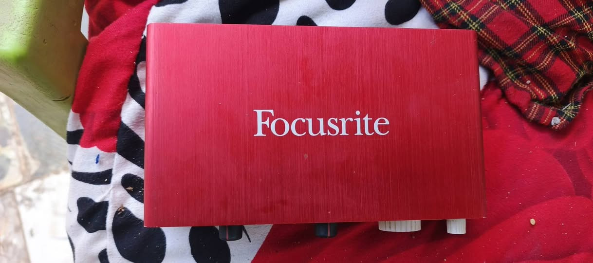 يالله سلام عليكم كارت صوت 🔊مع مايك احترافي مع كارت شاشه ابيع شلع الاستفسار على الرقم *********** ملاحظة تفحص يله تشتري شرد الشغل استخدام شهر يشهد الله عليه
