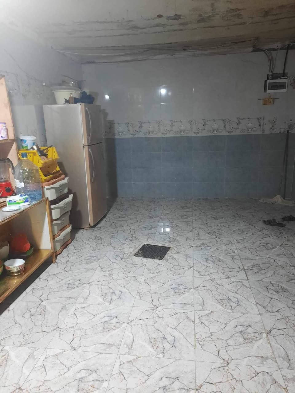 بيت تجاوز المعقل الهنديه ‼️
بي غرفتين  وهول ومطبخ كلش جبير 7ب5وبي طارمه صغيرة🏡
 ع شارع تبليط موقعه كلش حلو 📝
مساحته ١٠٠ متر 
سعر ٢٠ قابل للتفاوض 🤍
.
.
.
.
.
.
#عقارات #البصرة #شرفونا #التميمي


**إذا كنت صاحب هذا الإعلان وتريد حذفه لأي سبب، رجاءا أرسل رسالة إلى الدعم الفني**