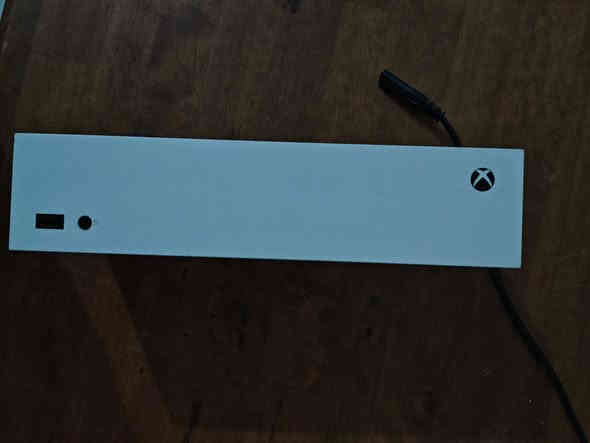 السلام عليكم
اكس بوكس سيريس اس
الذاكرة 512
اشتراك كيم باص شهرين
مع يوبيس 
مكاني جسر ديالة 
السعر 350 وبي مجال قليل حك الجية
***********
