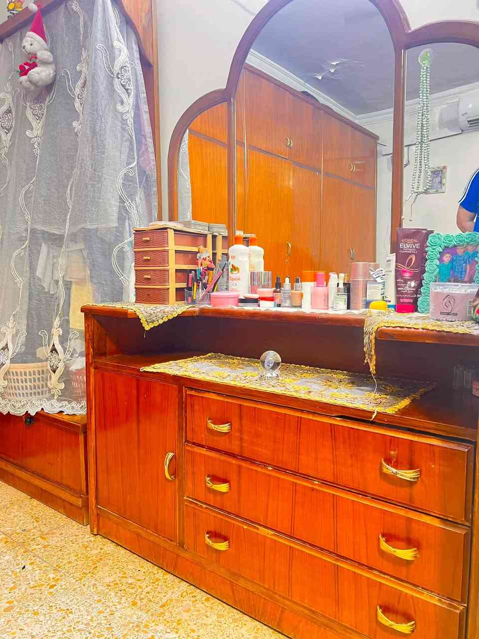 للبيع غرفة نوم حجم كبير خشب صاج عراقي اصلي درجة 1
825 وبيها مجال بسيط

للاستفسار 

***********
