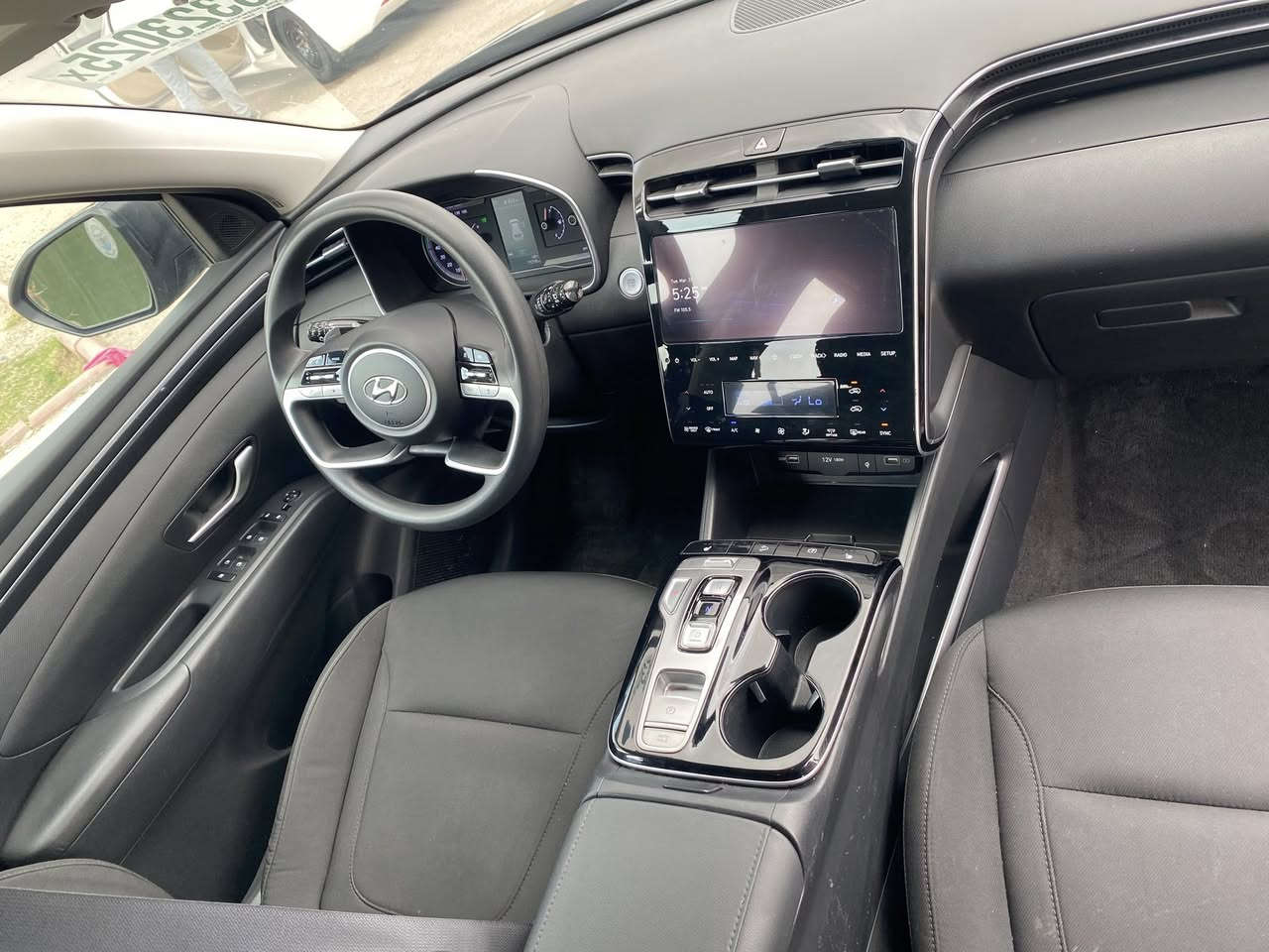 توسان فول  الفول هايبرد مرقم بغداد بسمي موديل 24

بعدها زيرو ماشيه 19 ميل 

سياره كلين 

السعر217 وبيه مجال 

مكان بغداد 

مرقم بغداد بسمي تحويل مباشر

***********

المواصفات 

بصمه تشغيل 

 بصمه ابواب ذكيه من تقترب تفتح

شاشه كبيره لمس

افور ويل 

شفتات ستيرن

 تحكمات فول 

 انضمه قيادة 

 مانع تصادم امامي

 قيادة اليه وخروج عن المسار 

 رادرات خلفيه

 كشنات كهرباء

 شاحن واير ليس 

 تدفئه كشنات

اوتو هولد 

 تشغيل لكاميرا من زر

 دمام صوت 

صندوك كهرباء 

22 محرك هايبرد تيربو طياره

 لدات نهاري 

 منافذ يو اس بي

 مرايه عاكسه للضوء 

 تشغيل عن بعد

وباقي المواصفات وبل عافيه عل مشتري مقدما
