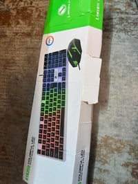 لوحة مفاتيح • ماوس • إضاءة متعددة