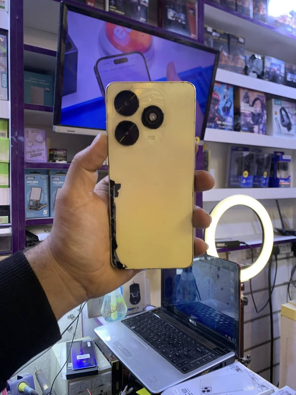 السلام عليكم
تكنو سبارك كو 2024

ذاكره 64 

فقط فطر بلشاشه مثل ماموضح بلصوره 

شحن تايبسي 

السعر 55 الف 

العنوان النجف حي العسكري كبل مقابيل مجمع جوهرة العرب مركز اندرويد للموبايل 

***********

يوجد صيانة فوريه وبسعار مناسبه
