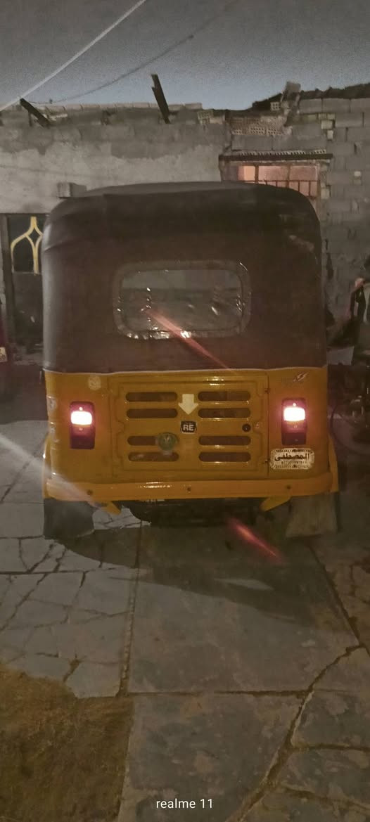 سلام عليكم تكتك البيع 19شهر 10رقم وسنويه كفاله من ضربه وصبغ بس الدوسعوزهن صبغ هيه والكاعيه مكينه بس بوشه وبستم مبادله تكتك عله وضع الشركه كله ***********
