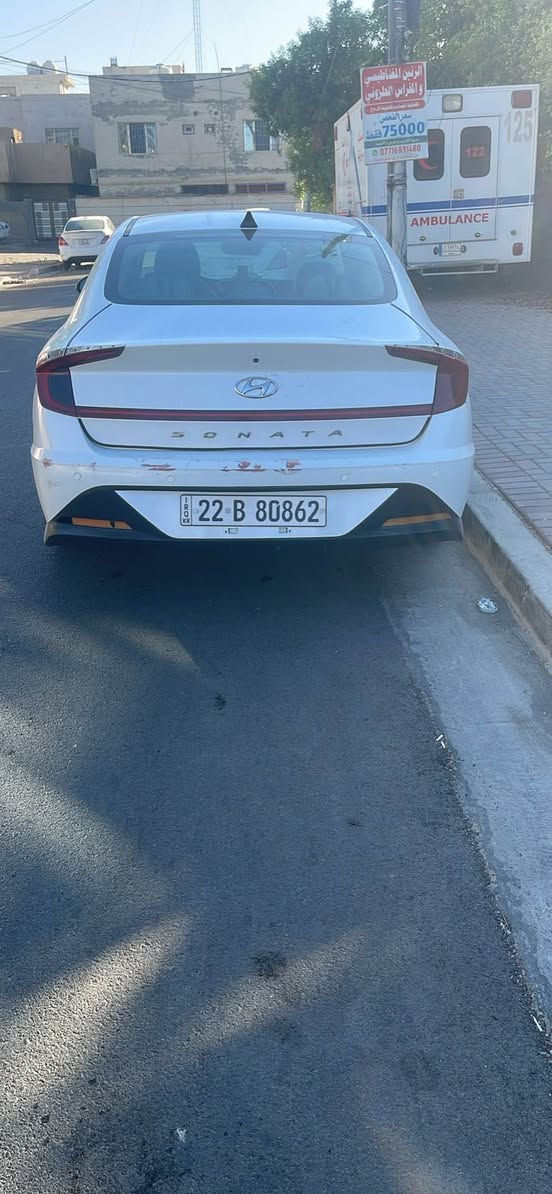 سوناتا موديل 20 محرك 2500 وارد أمريكي se حادثها چاملغ خلفي وأمامي بدون ايرباگ ماشيه 133الف كيلومتر باسمي تريد تحويل او وكالة سعرها مناسب جدا جدا ومستعجل على البيع مكانها الكاظميه 
*********** بغداد, العراق
