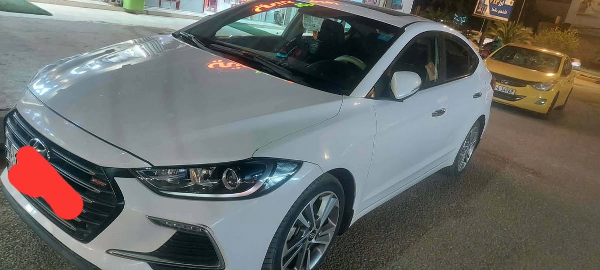 السلام عليكم
النترة ١٨ خليجي فول سوبر رقم بغداد باسمي تحويل مباشر 
فتحة مري شفط هيتر مراية شاشة كامرة رادار أمامي خلفي تحكم جهتين ٣ أنظمة قيادة ماشي ٨٠ حقيقي سيارة استخدام شخصي تخم تايرات باتري جديد فيت بم جديد دهن جديد ياباني كير محرك بلاد بشرط تبريد بلادي كلة شغال عالبلاد 
متواجد خاص سعر ١٦٥ بيه مجال مكان سيارة ديالى بعقوبة 
***********
