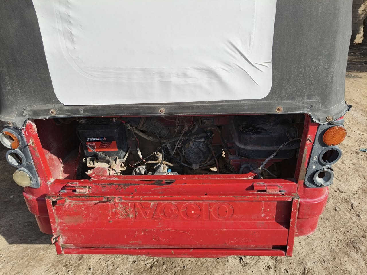 سلام عليكم تكتك بايجو  مكينه بلادي مامحوره  وراق لبيع او مراوس بستوته لاطسه مكينه نوديل ١٨وراق تكتك حلوه وياله  مال باجاج بس لمامي مال بياجو  سعره لايتات شغراله تايرات جدد  نكاني كاطون لرازي عل خولي ولي لعحبه ***********   سعره  مليون وبيه مجال
