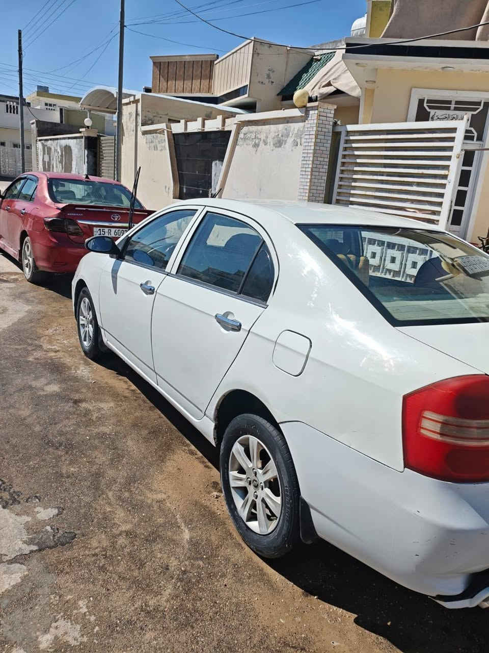 السلام عليكم 
سياره نيڤان  موديل 2011 620 محرك1800
 محرك وكير مال بلادي أوتوماتيك 
كهربائيات  شغاله كلها  
رقم انبار دولي 
تحويل نفس اليوم راعيها موجود 
نقص بيها بس الكمبريسر
-السعر48$ وبيها مجال 
شراي يجي خاص او يتصل على. هذا رقم ' ***********
