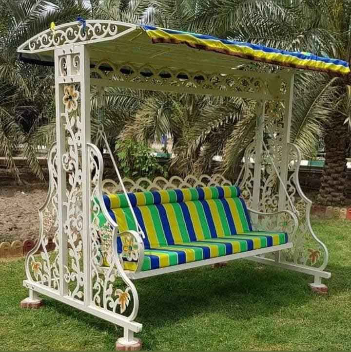 السلام عليكم اشتغل حداد متنقل حداده عامه قمريات بيباب شبابيك صنع ألعاب مراجيح اشتغل كلشي يخص الحداده وبأسعار مناسبة للتواصل *********** بغداد, العراق
