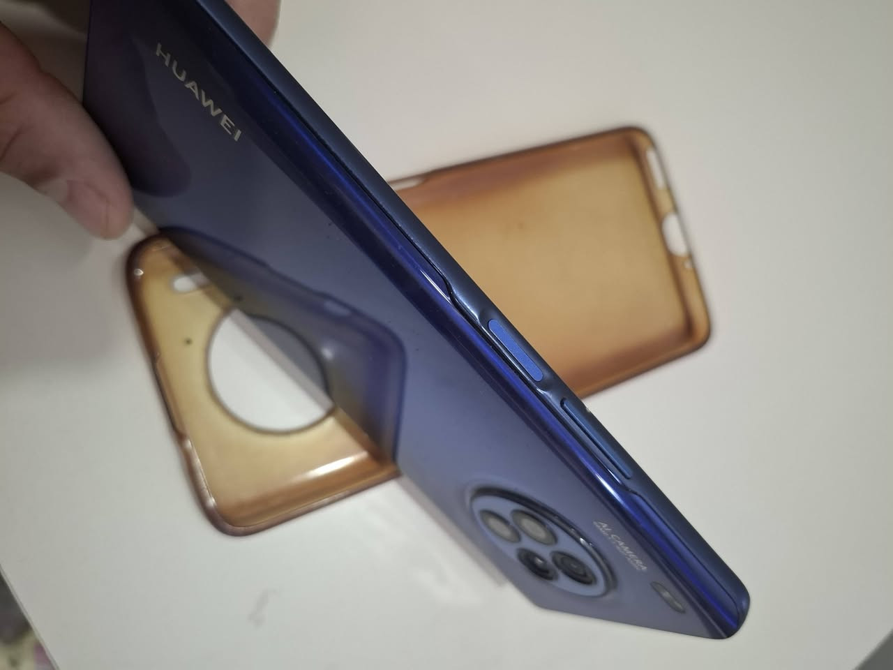 سلام عليكم جهاز هواوي نوفا
للبيع الجهاز نضيف بس الكامرة نقطة سودة بيه مثل ماموضح بالتصوير جهاز شخصي ذاكرة 128 بي متجر تطبيقات يعني سوق بلي مابي ينزل من الحاسبة للجهاز 5 آلاف فقط الجهاز نضيف.  أريدة 115


**إذا كنت صاحب هذا الإعلان وتريد حذفه لأي سبب، رجاءا أرسل رسالة إلى الدعم الفني**